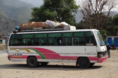 01_nepal_pokhara_bus